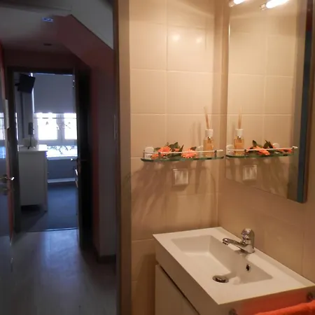 Charming House Quental ゲストハウス ポルト